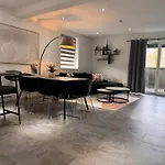 아파트 Grosse - 5 Betten - Balkon - 2 Baeder - Parkplatz 볼프스부르크