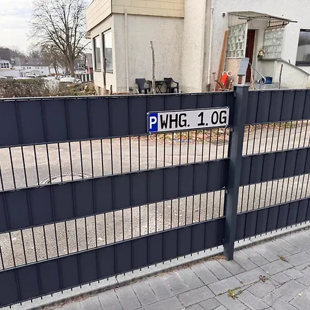 Grosse - 5 Betten - Balkon - 2 Baeder - Parkplatz Appartamento Wolfsburg