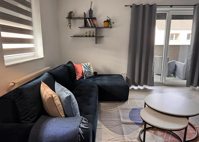 Apartman Grosse - 5 Betten - Balkon - 2 Baeder - Parkplatz Wolfsburg
