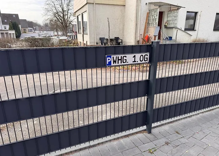 Grosse - 5 Betten - Balkon - 2 Baeder - Parkplatz Apartman Wolfsburg
